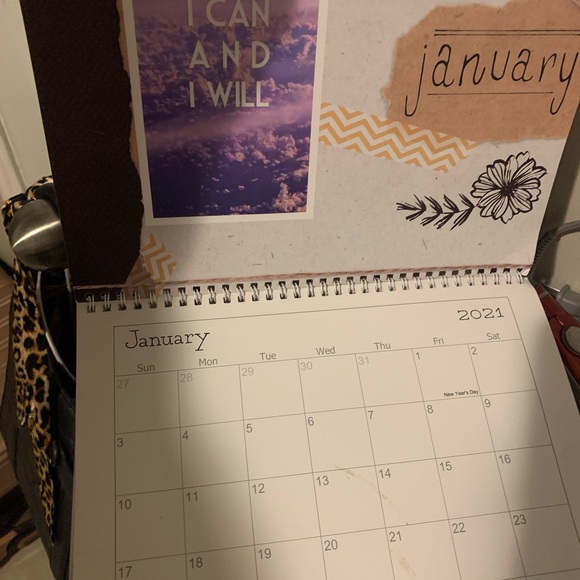 Calenders - Picture 2 of 2